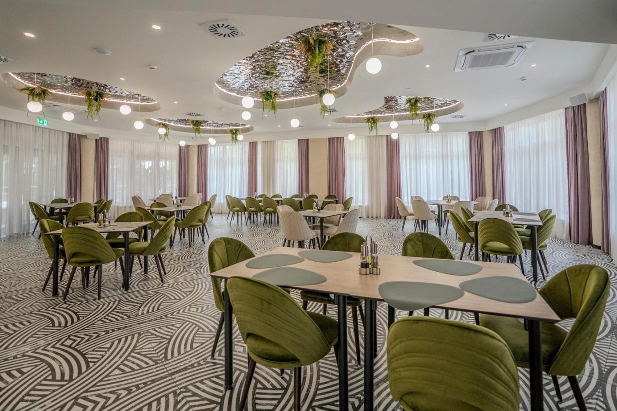 Hotel Emi Mihail Kogălniceanu Exteriér fotografie